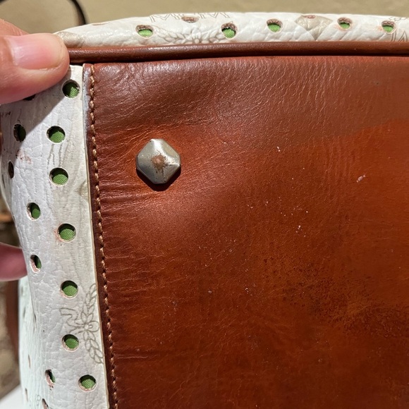 MCM PERFORATED VISETOS HANDBAG - Picture 14 of 16